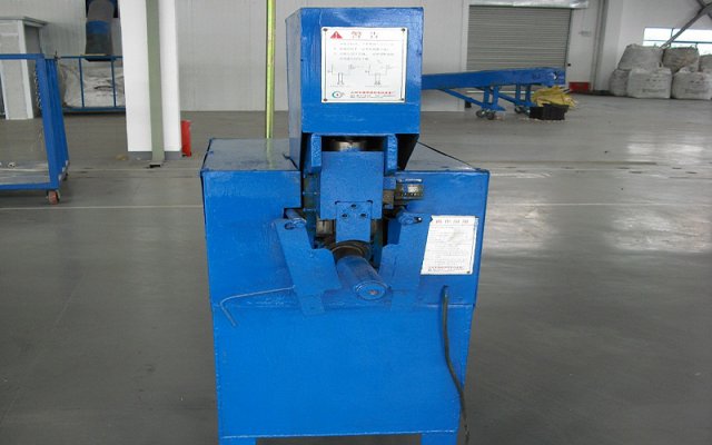 電機線圈斬銅機